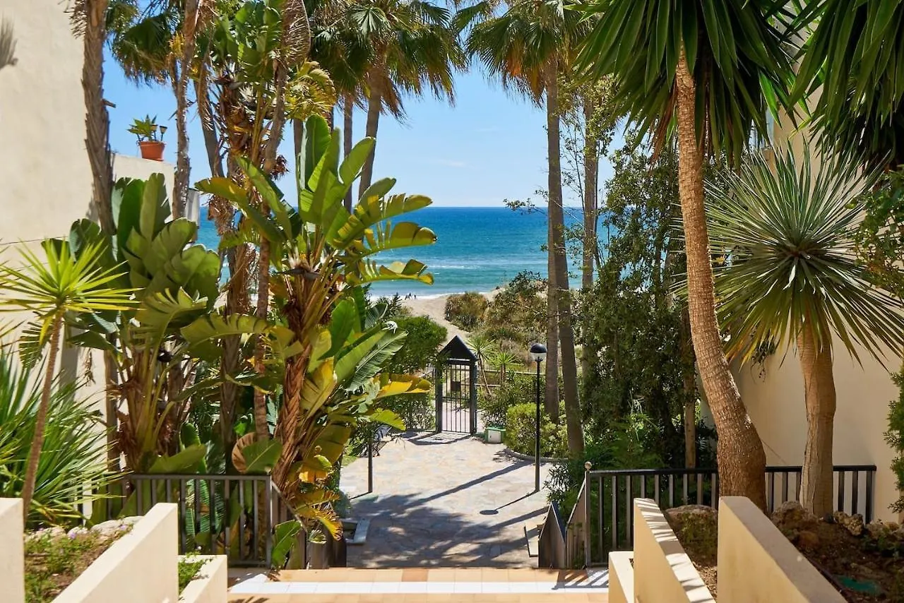 Oleholidays 412 Romana Playa Primera Linea Playa Marbella Apartment